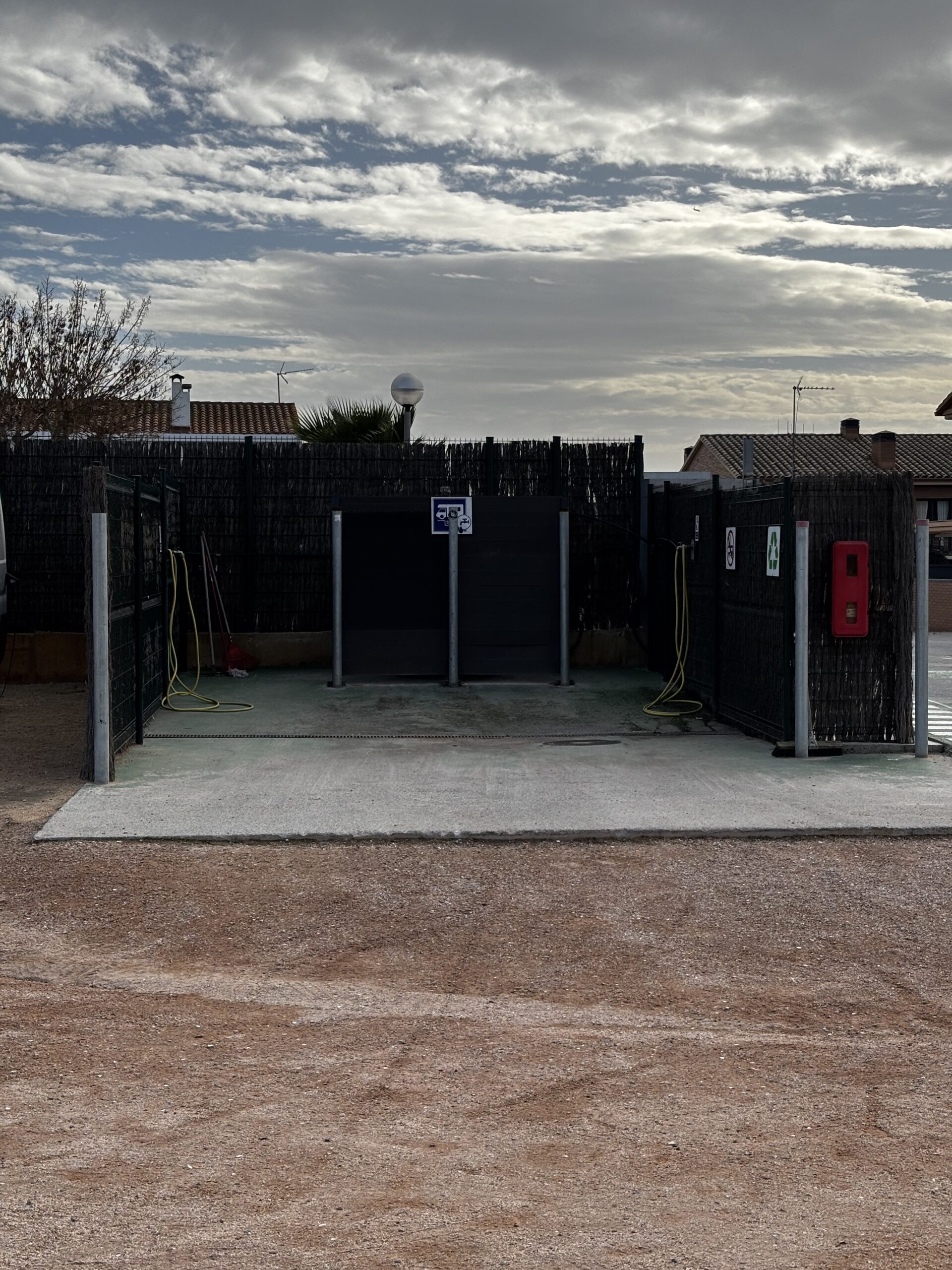 Stellplatz Area Camper Barcelona Beach